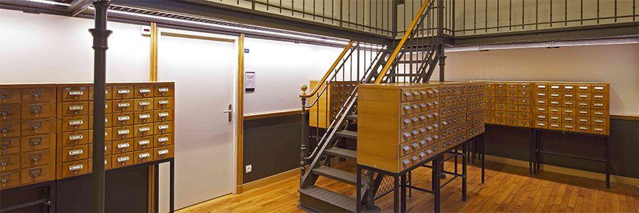 Espace devant le bureau du PEB